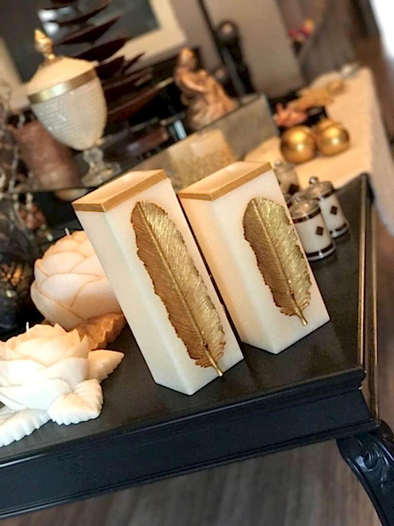 Tüy Kabartmalı Kare Mum